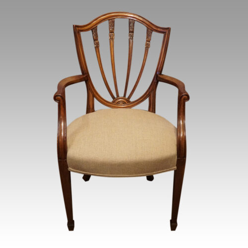 Set of 8 shield back dining chairs armchair