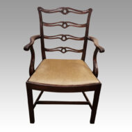 Set of 8 Hepplewhite style ladderback chairs armchair