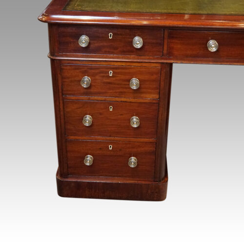 Victorian mahogany pedestal desk drawers