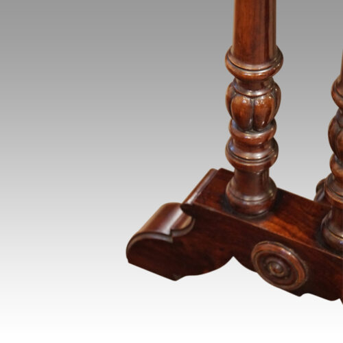 Victorian rosewood Sutherland table foot detail