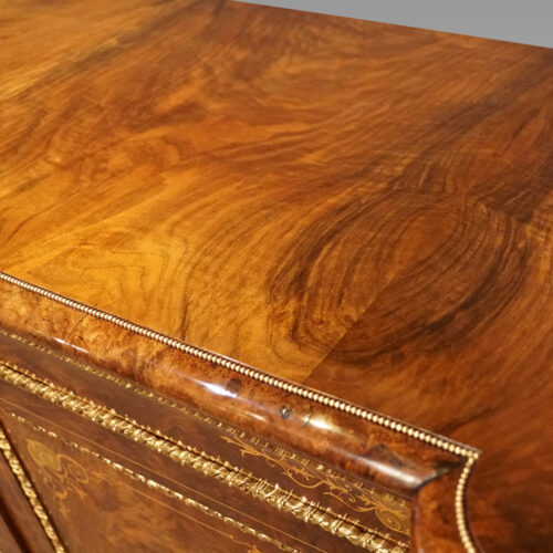 Victorian walnut 4 door credenza centre veneer