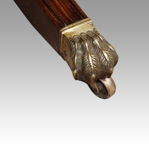 George VI 3 pillar dining table brass toe