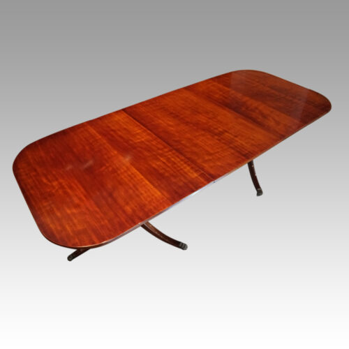 Georgian style extending dining table 1