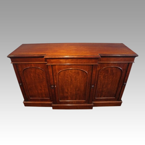 Victorian mahogany breakfront side cabinet front