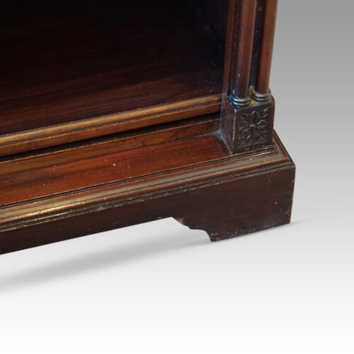Edwardian mahogany Chippendale style bookcase bracket foot