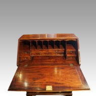 Georgian small mahogany bureau interior
