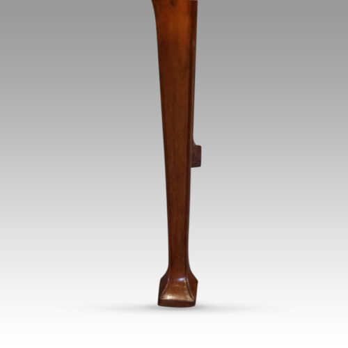 Queen Anne style demi lune card table leg
