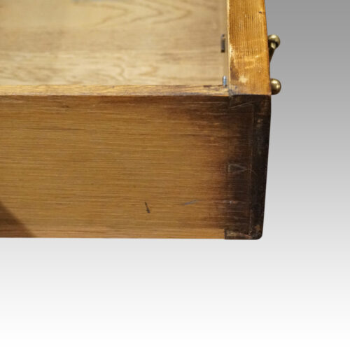 Walnut Georgian style pedestal desk lining