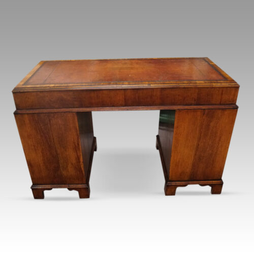 Walnut Georgian style pedestal desk rear