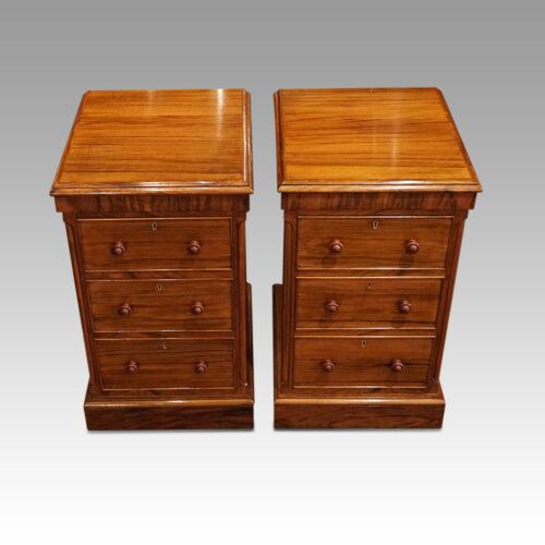 Pair of Victorian walnut bedside chests front