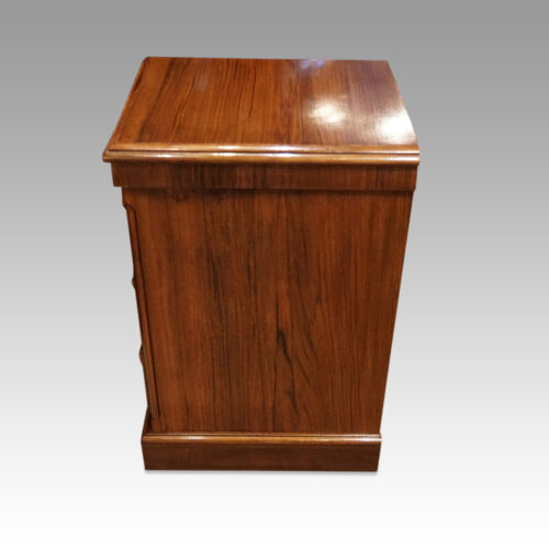 Pair of Victorian walnut bedside chests side