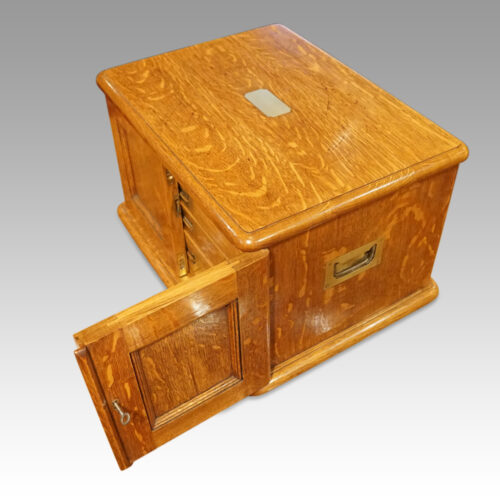 Victorian oak collectors cabinet top