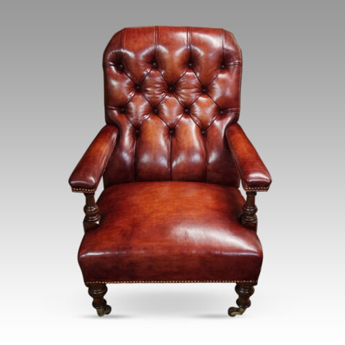 Victorian red leather easy chair