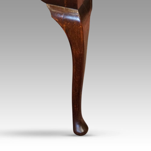 19thc. oak small dresser base leg