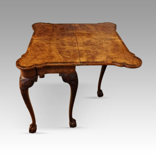 Georgian style walnut tea table open