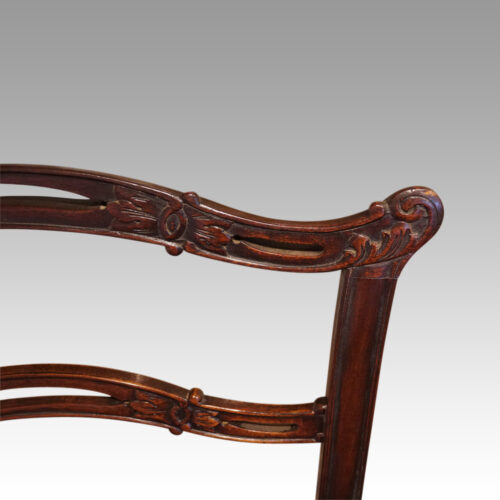 Set of 8 Hepplewhite style ladderback dining chairs top rail