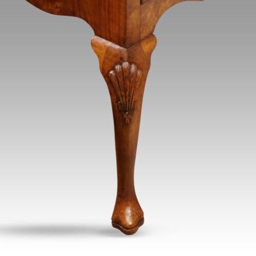 Queen Anne style walnut dressing table leg