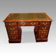 Edwardian mahogany pedestal desk 122cms