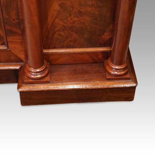 Victorian mahogany 4 door sideboard base
