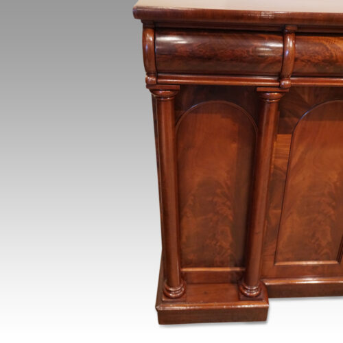 Victorian mahogany 4 door sideboard end door