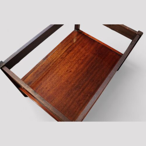 Butlers tray coffee table platform