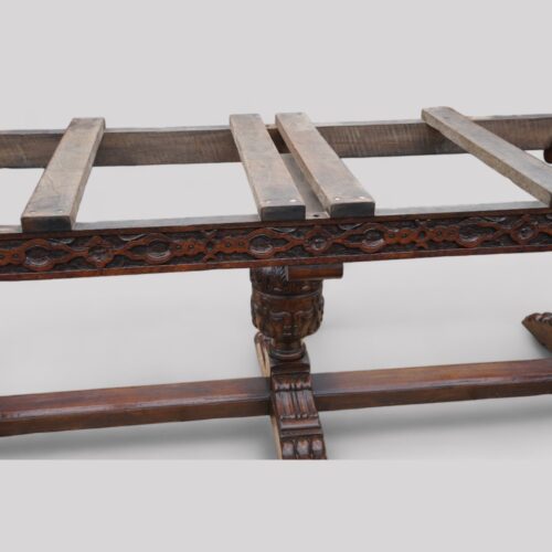 Massive oak refectory draw leaf table frieze