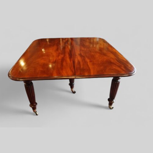 Regency mahogany extending dining table closed