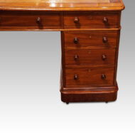 Victorian mahogany pedestal desk 153cms drawers