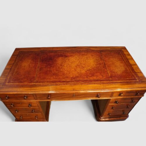 Victorian mahogany pedestal desk 153cms wide leather