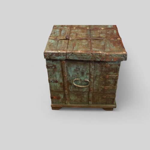 Antique decorated teak trunk end
