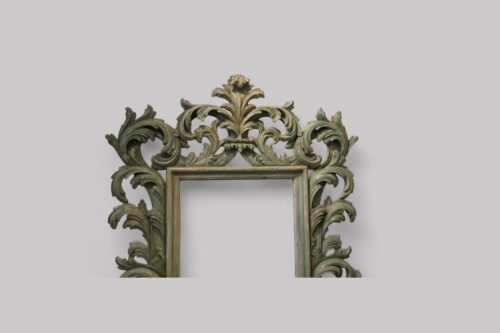 Carved teak decorated Florentine mirror crest