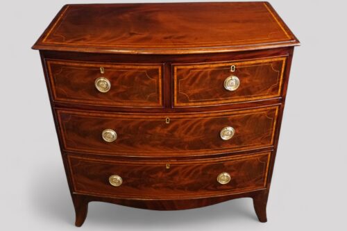 Small Georgian inlaid bow chest front