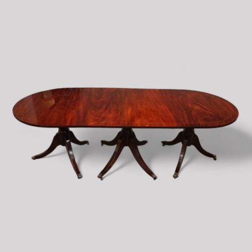 Antique 3 pillar dining table without leaves