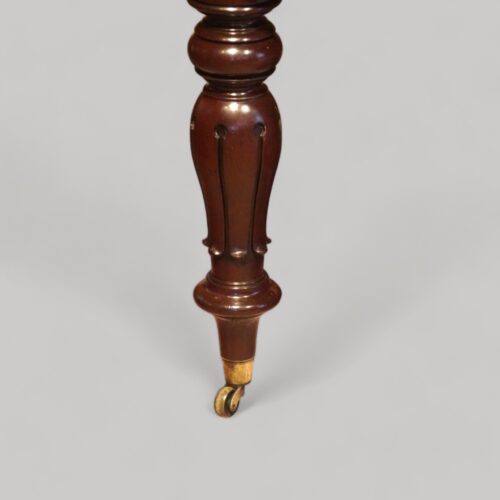 Antique mahogany extending dining table tulip leg