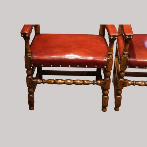 Set of 8 Cromwellian style chairs front turning of carver