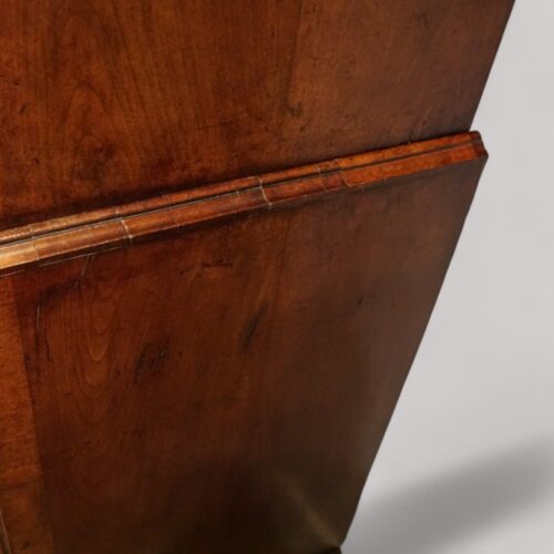 George III walnut chest on chest side detail