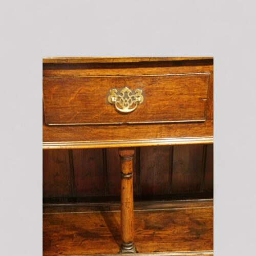 Georgian oak pot board dresser base centre leg