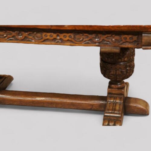 Large oak refectory dining table frieze