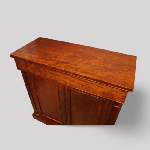 William IV mahogany chiffonier top
