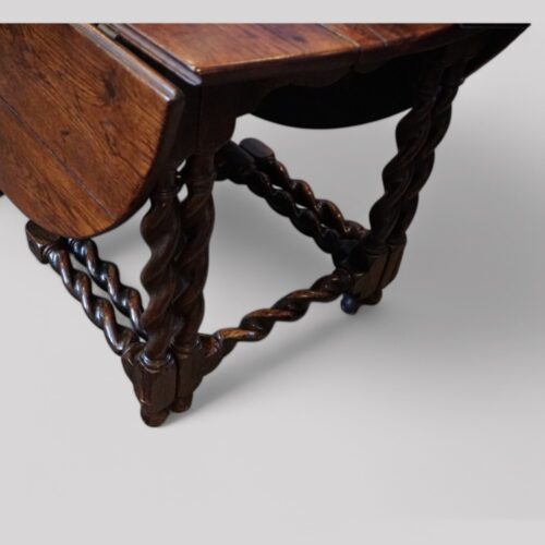 Antique oak double gate leg table end flap down
