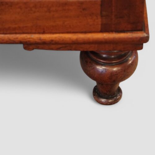 Small Victorian mahogany cupboard turned leg