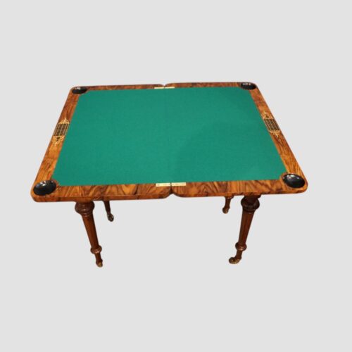 Victorian inlaid walnut games table playing surface