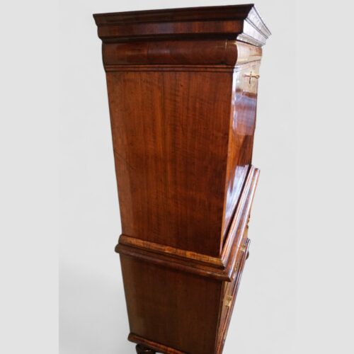 Early 18thc walnut escritoire side