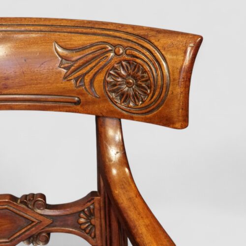 Set of 10 William IV mahogany dining chairs armchair carving