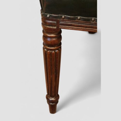 Set of 10 William IV mahogany dining chairs front leg