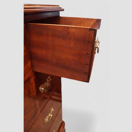 Victorian mahogany chest dovetails