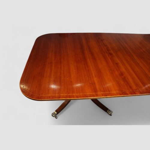 Large George V mahogany inlaid dining table rounded corner