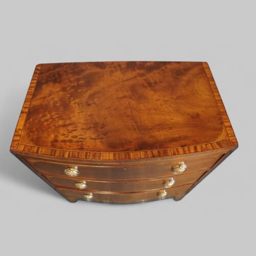 Small Antique mahogany chest top