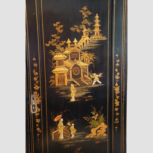 Pair of black lacquer Chinoiserie cupboards right panel detail