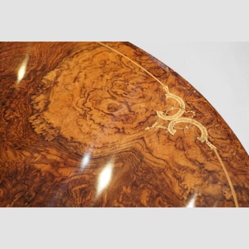 oval Victorian centre table